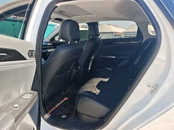 Geely Galaxy L6 2024