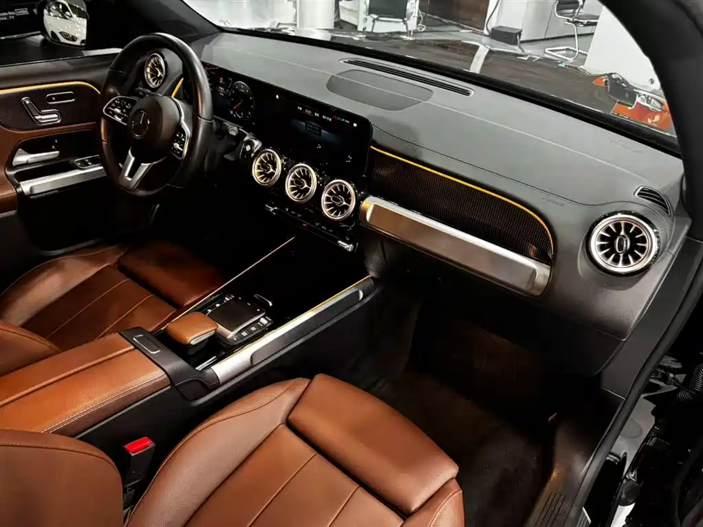 Mercedes-Benz GLB 2022 — фото 20