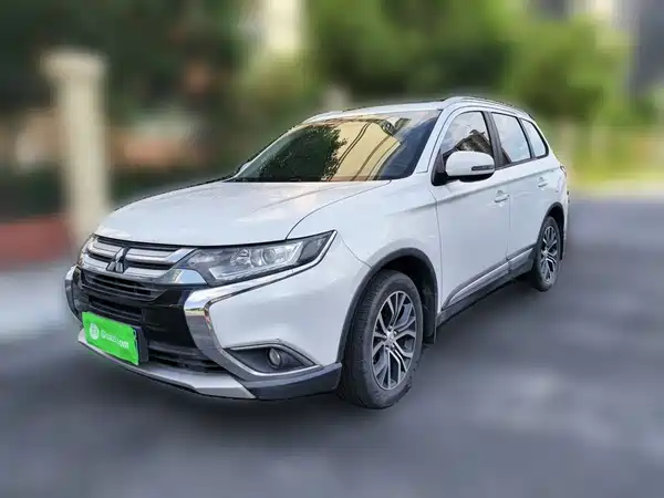 Mitsubishi Outlander 2018
