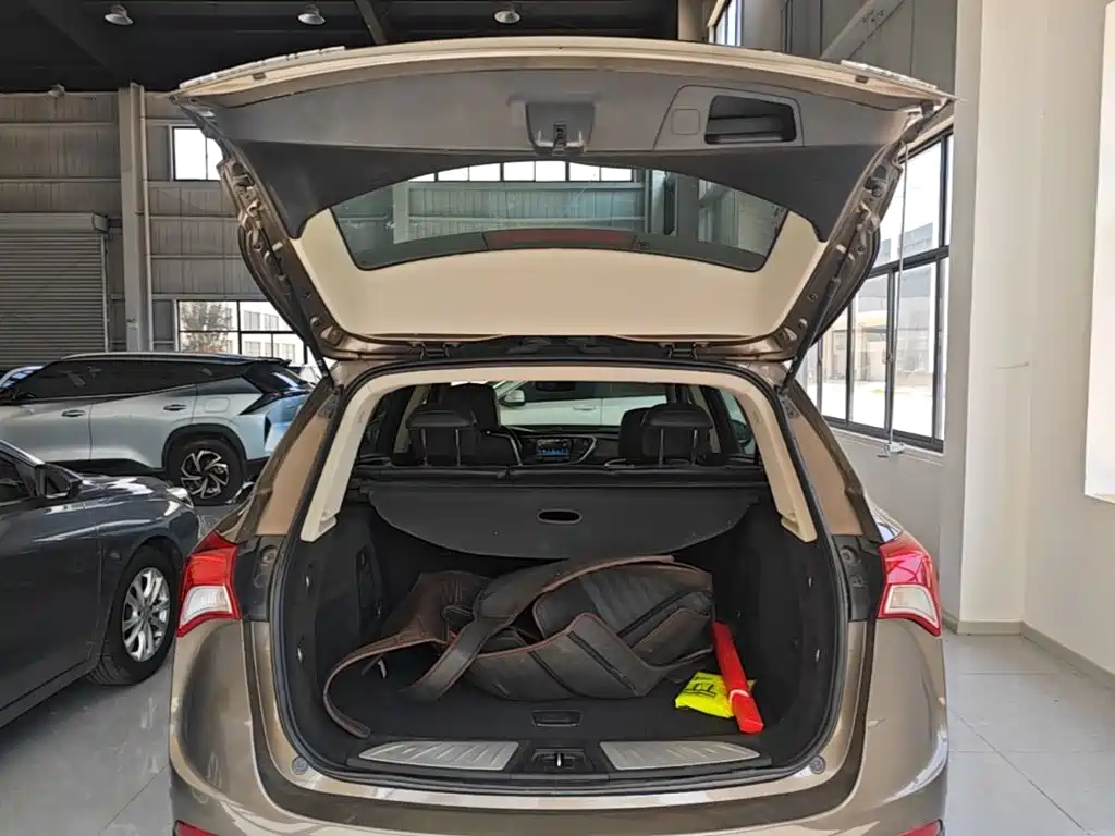 Buick Envision Plus 2020 — фото 19
