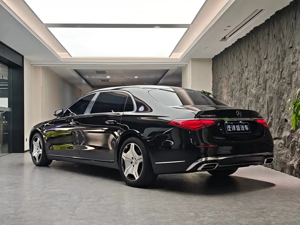Mercedes-Benz Maybach S-Class 2023 — фото 15