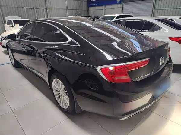 Buick LaCrosse 2018