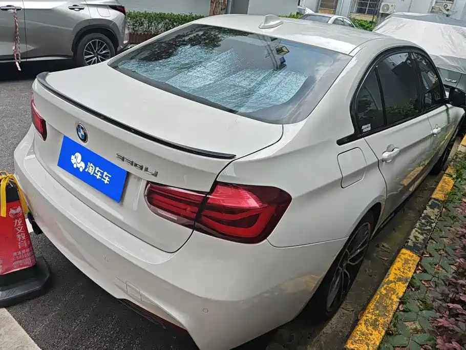BMW 3 Series 2018