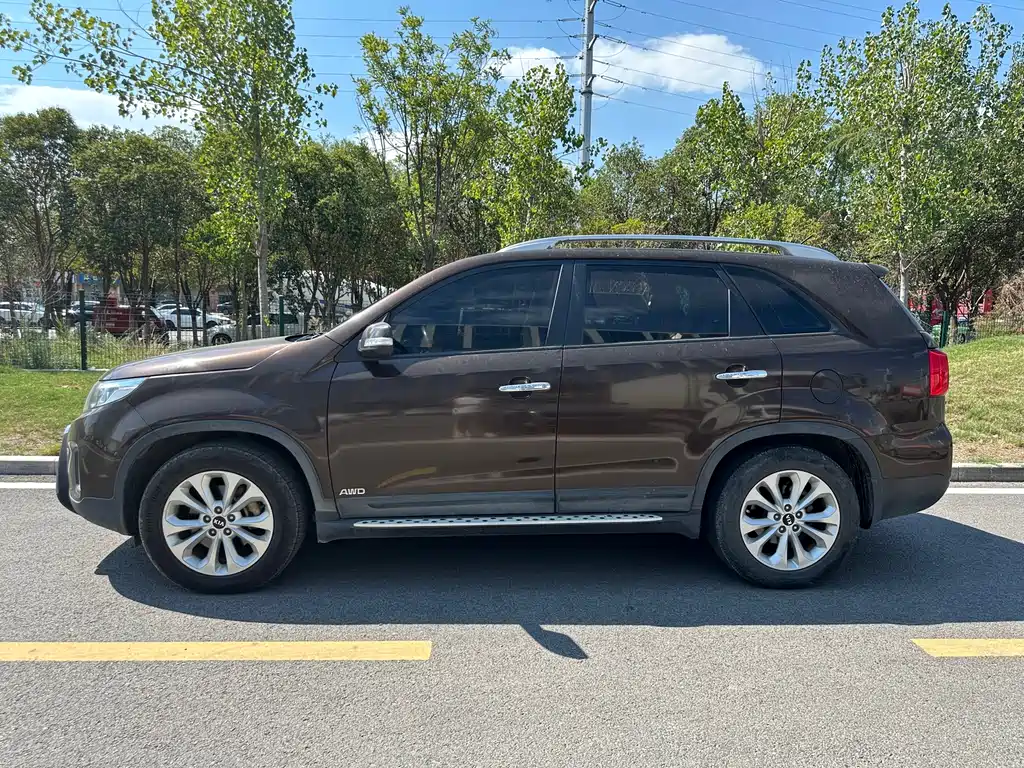 Kia Sorento 2014 — фото 2