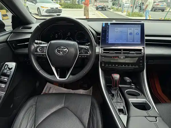 Toyota Avalon 2022