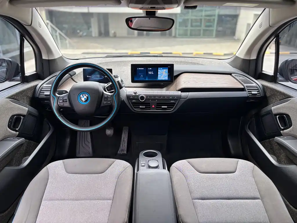 BMW i3 2019 — фото 12