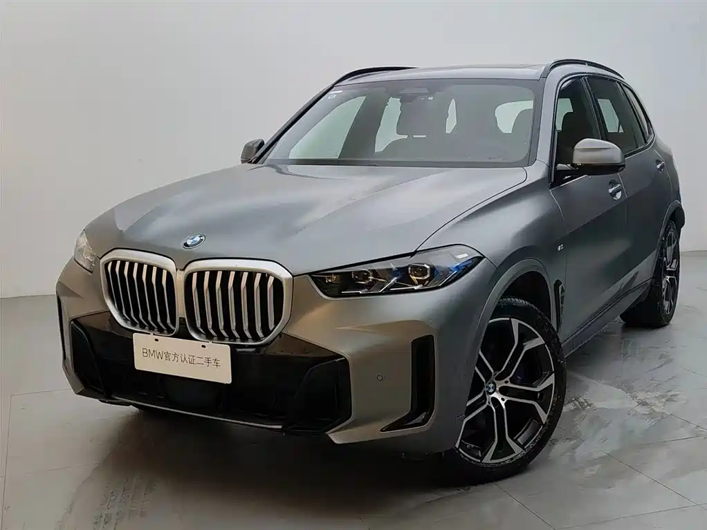 BMW X5 — фото 1