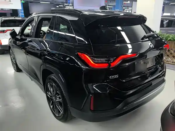 NIO ES6 2020