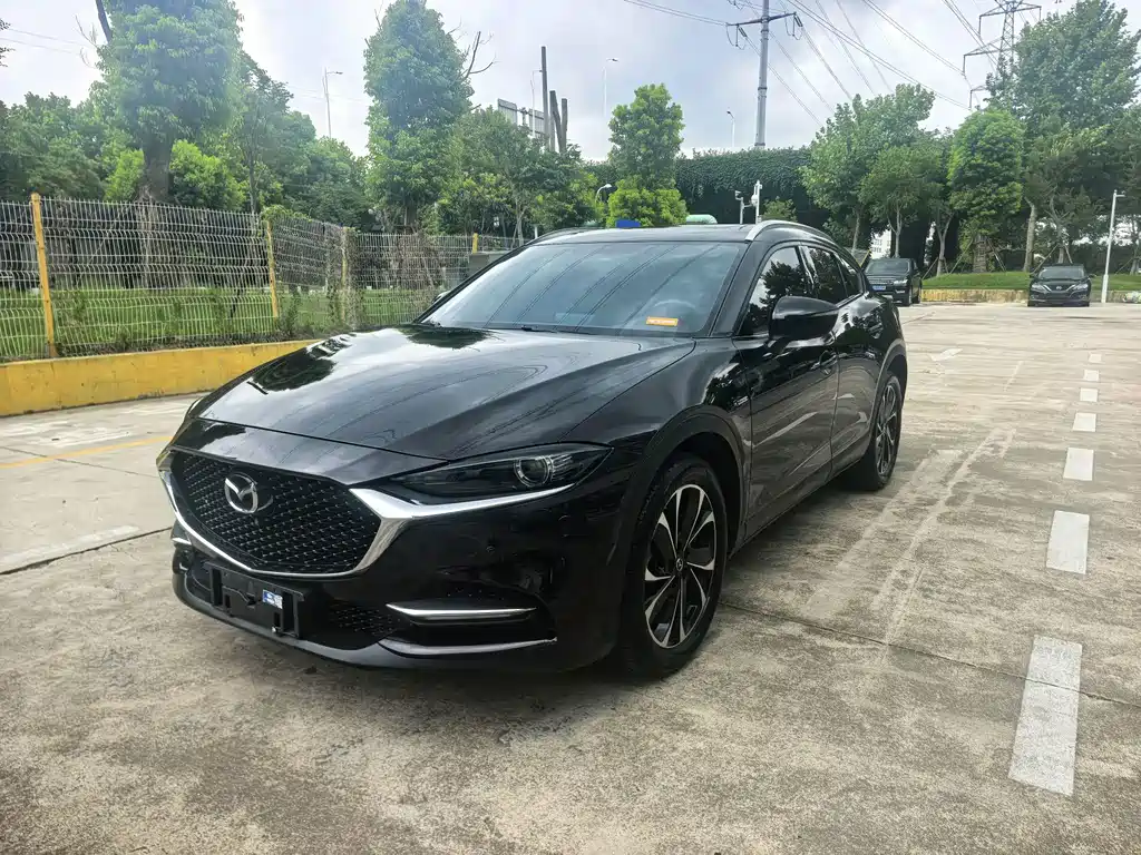 Mazda CX-4 2021 — фото 1