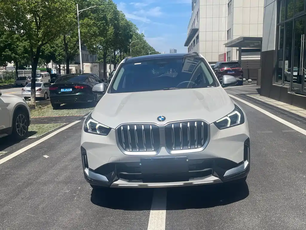 BMW X1 2023 — фото 2