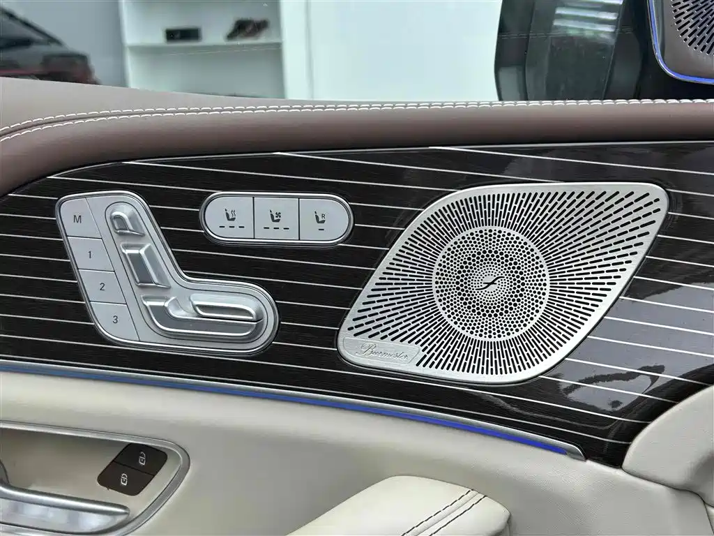 Mercedes-Benz GLS 2024 — фото 14