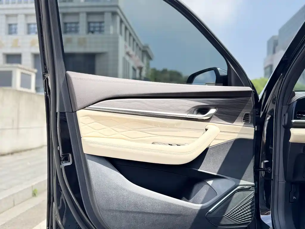 Geely Xingyue L 2025 — фото 12