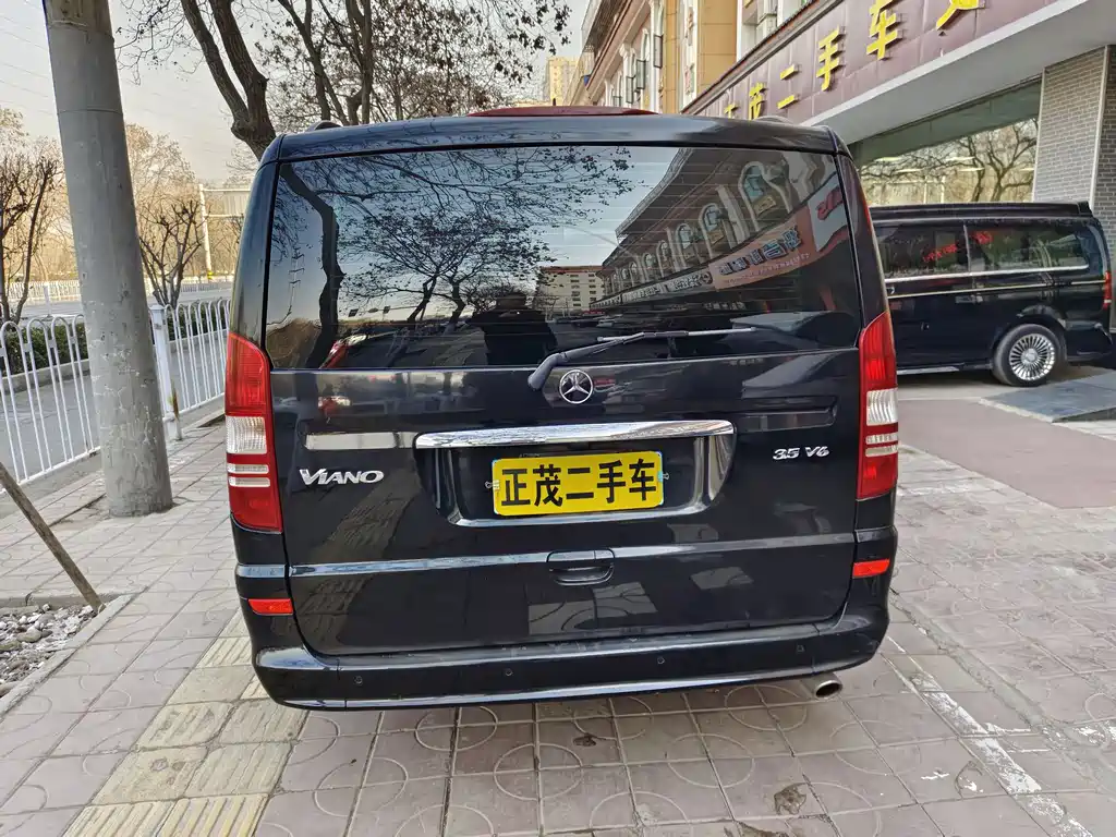 Mercedes-Benz Viano 2016 — фото 12