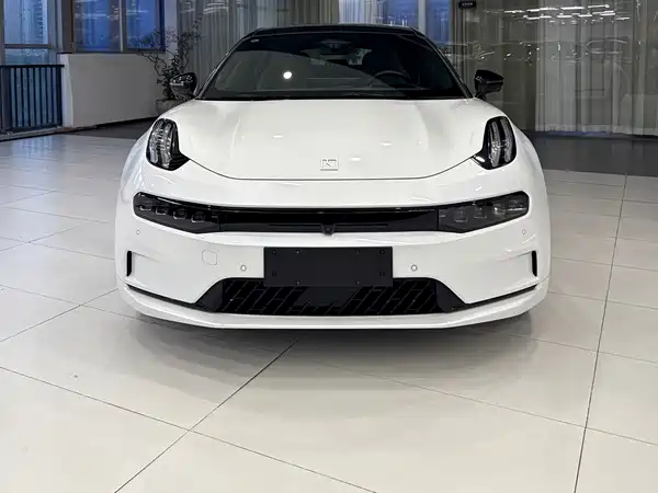 Zeekr 001 2023