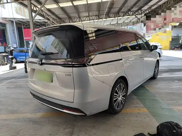 GAC Trumpchi E8 PHEV 2024
