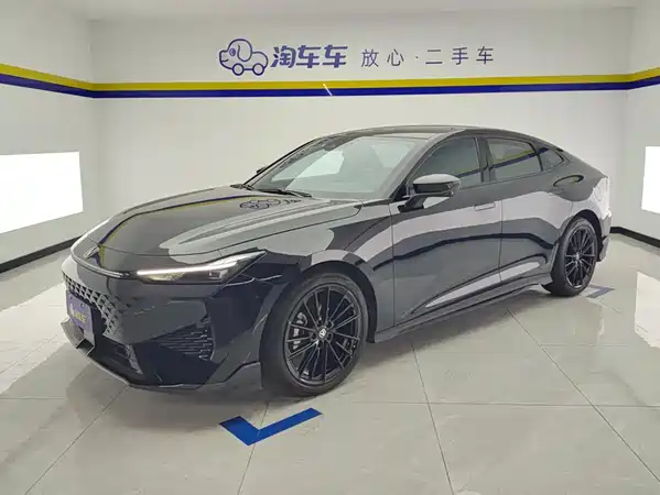 Changan UNI-V 2024