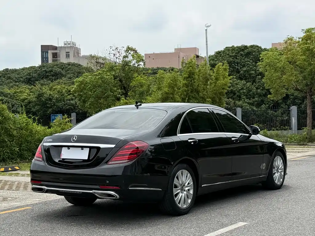 Mercedes-Benz S-Class 2017 — фото 13