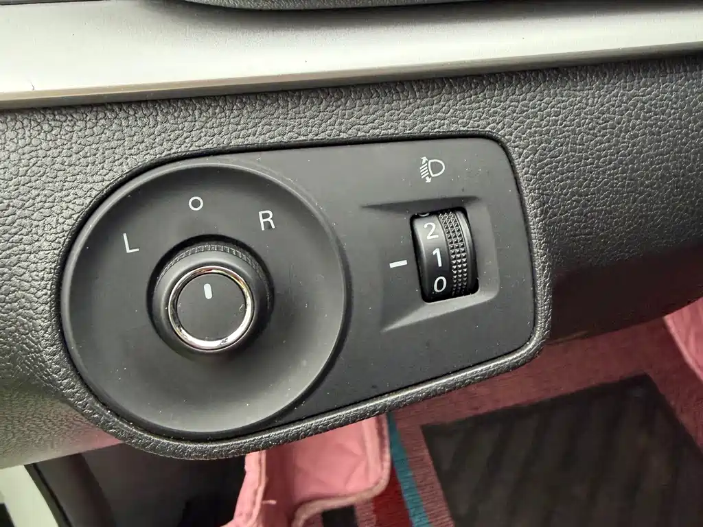 Roewe i6 Classic 2022 — фото 17
