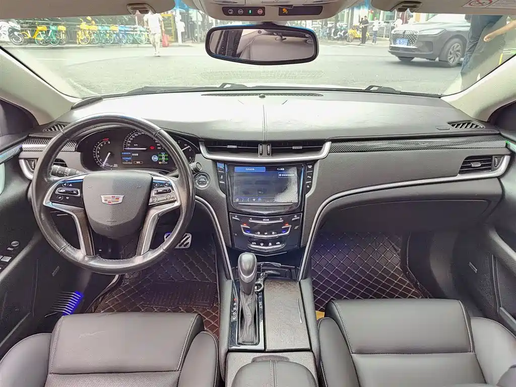 Cadillac XTS 2019 — фото 10