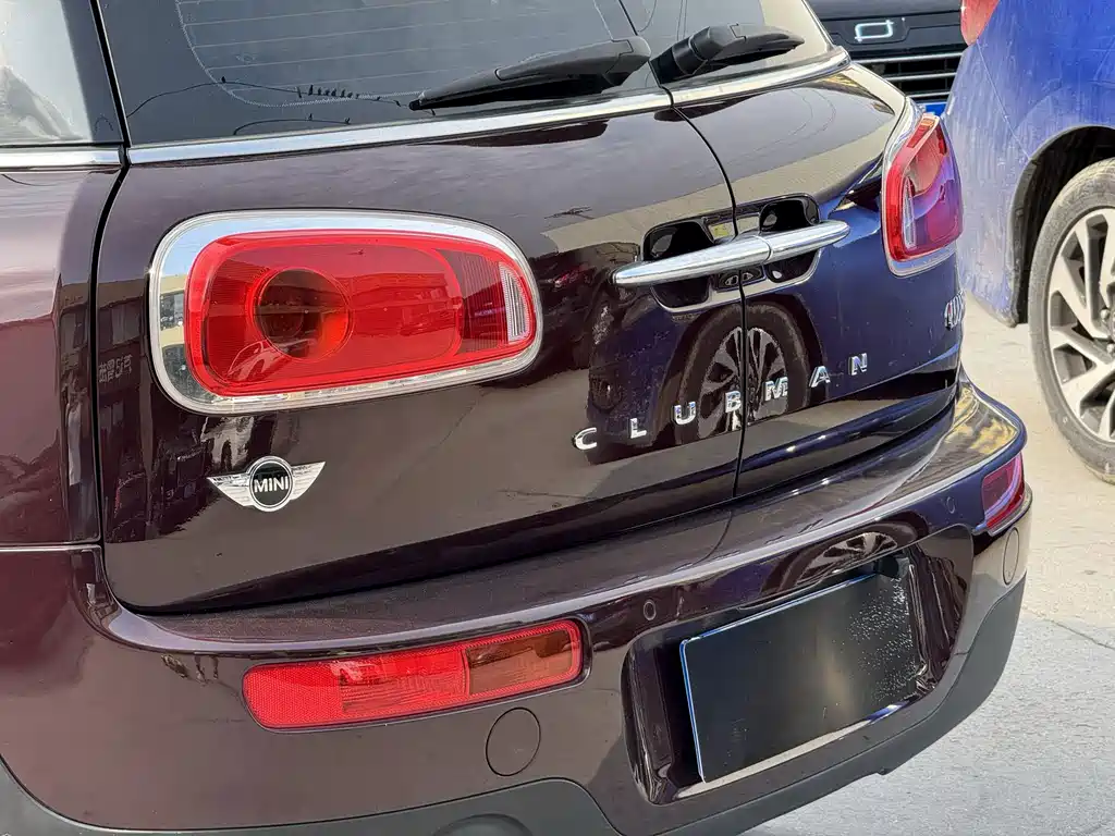 MINI Clubman 2017 — фото 9