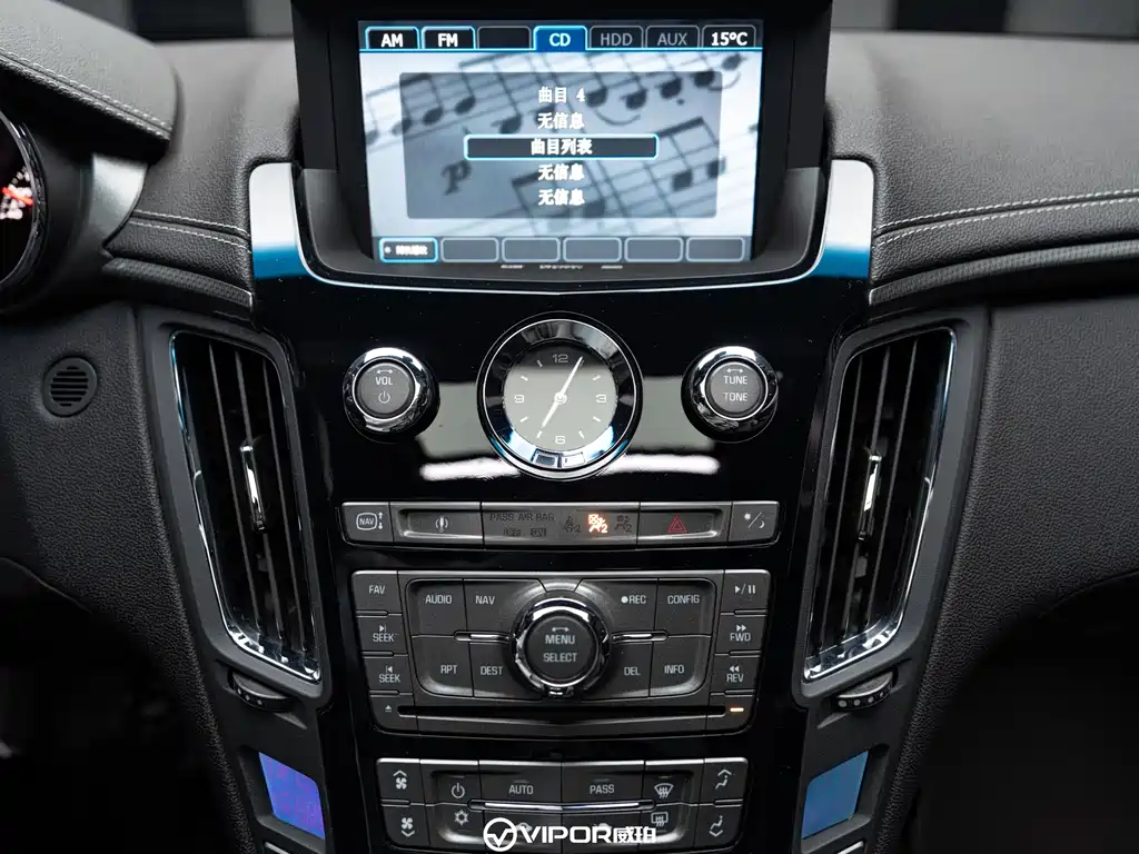 Cadillac CTS 2015 — фото 13