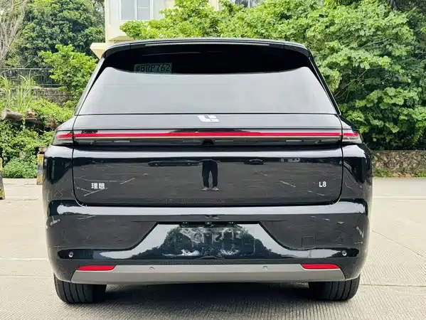 Li Auto L8 2023