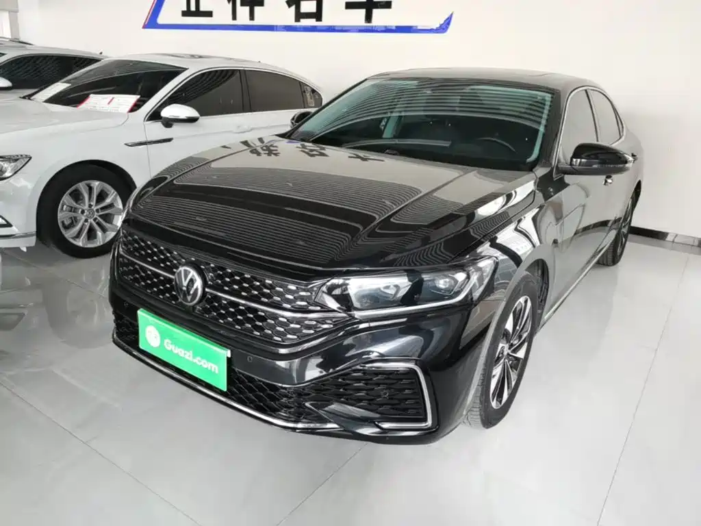Volkswagen Passat 2023