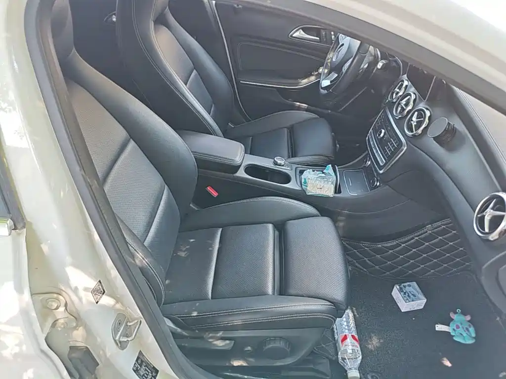 Mercedes-Benz GLA 2018 — фото 25