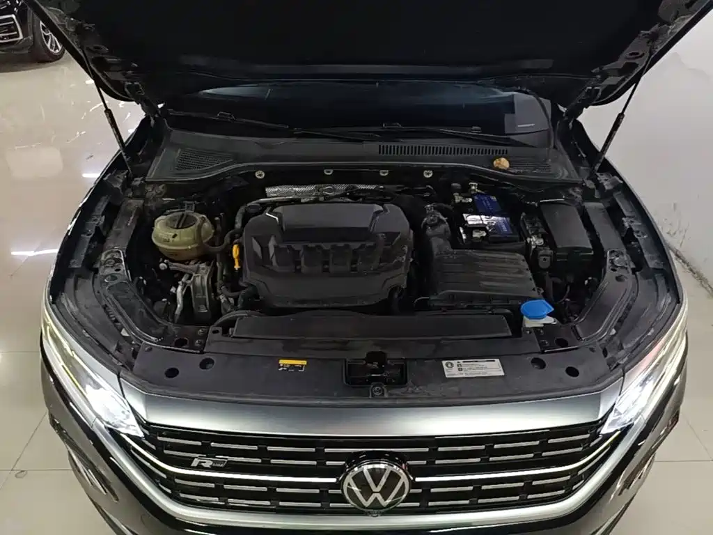 Volkswagen Passat 2023 — фото 20