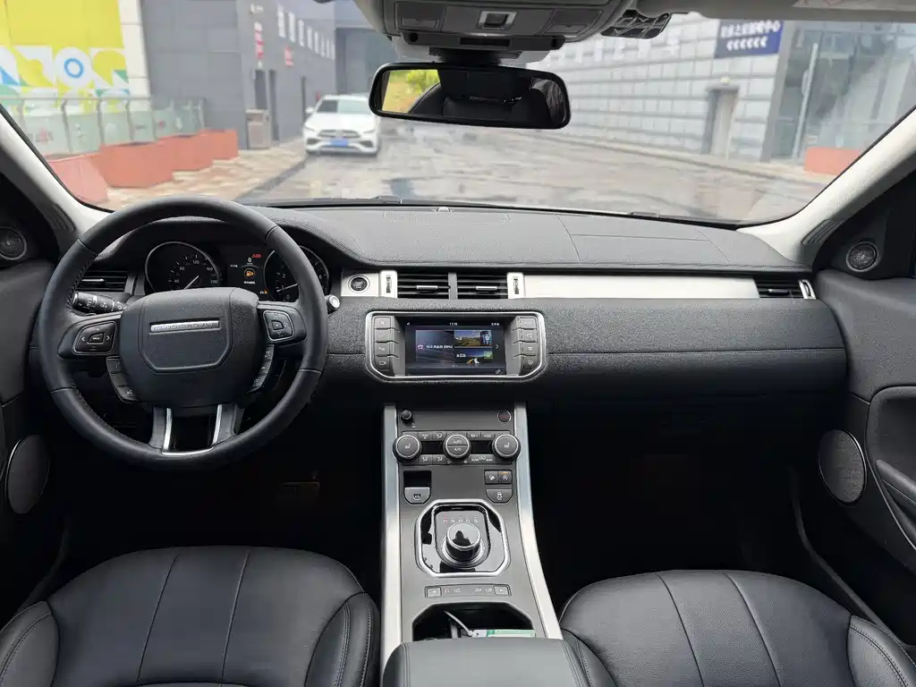 Land Rover Evoque 2017 — фото 5