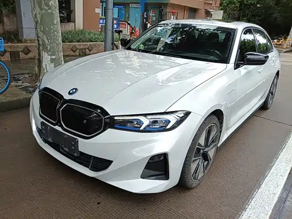BMW i3 2023
