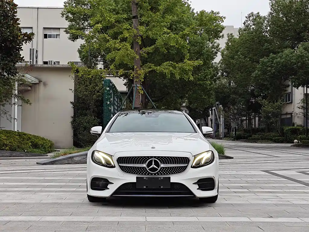 Mercedes-Benz E-Class 2017 — фото 2