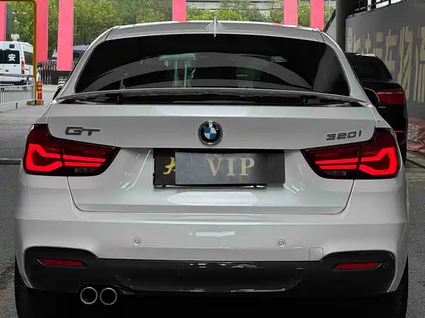 BMW 3 Series GT 2021