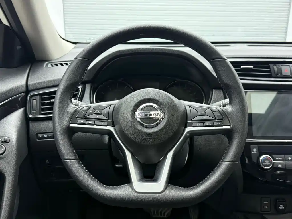 Nissan X-Trail 2022 — фото 12