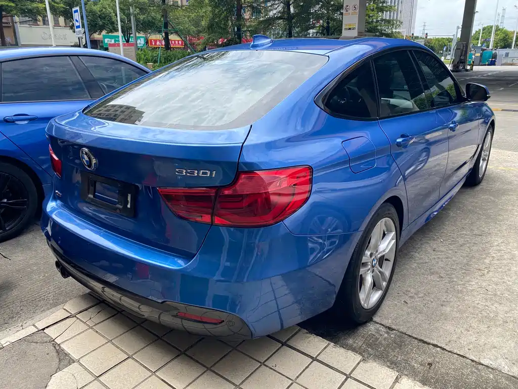 BMW 3 Series GT 2017 — фото 8