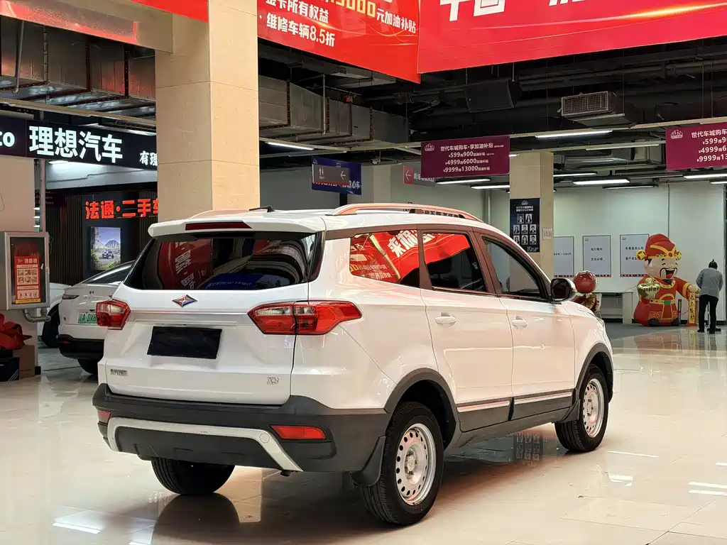 BAIC X3 2022 — фото 9