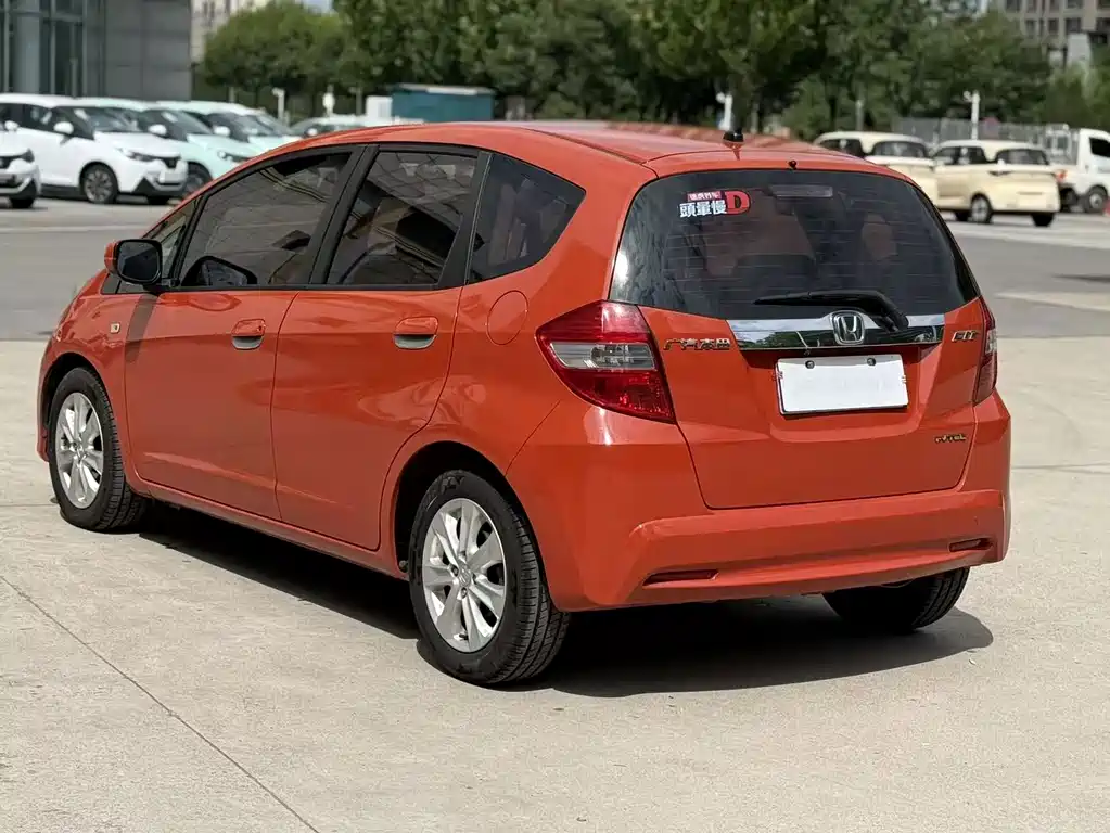 Honda Fit 2014 — фото 10
