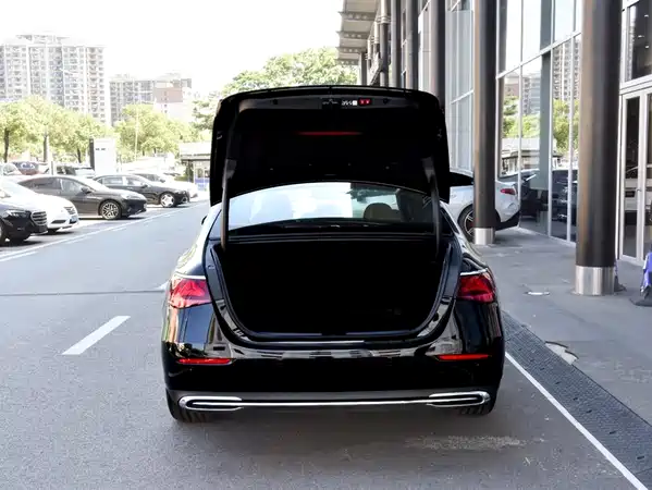 Mercedes-Benz E-Class 2026