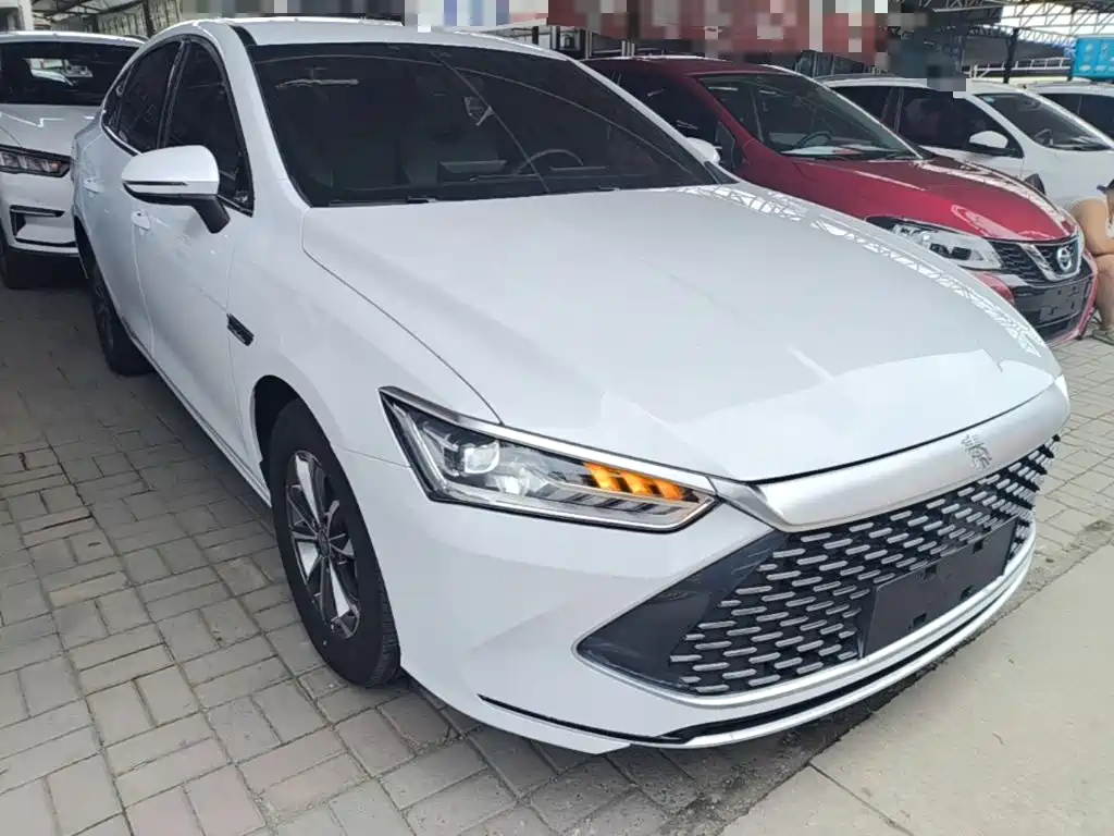 BYD Qin PLUS 2025 — фото 4