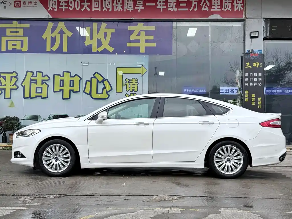 Ford Mondeo 2015 — фото 11