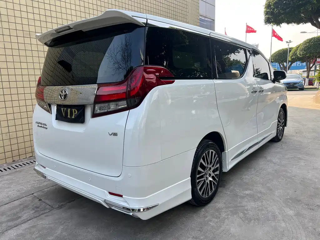 Toyota Alphard 2020 — фото 7