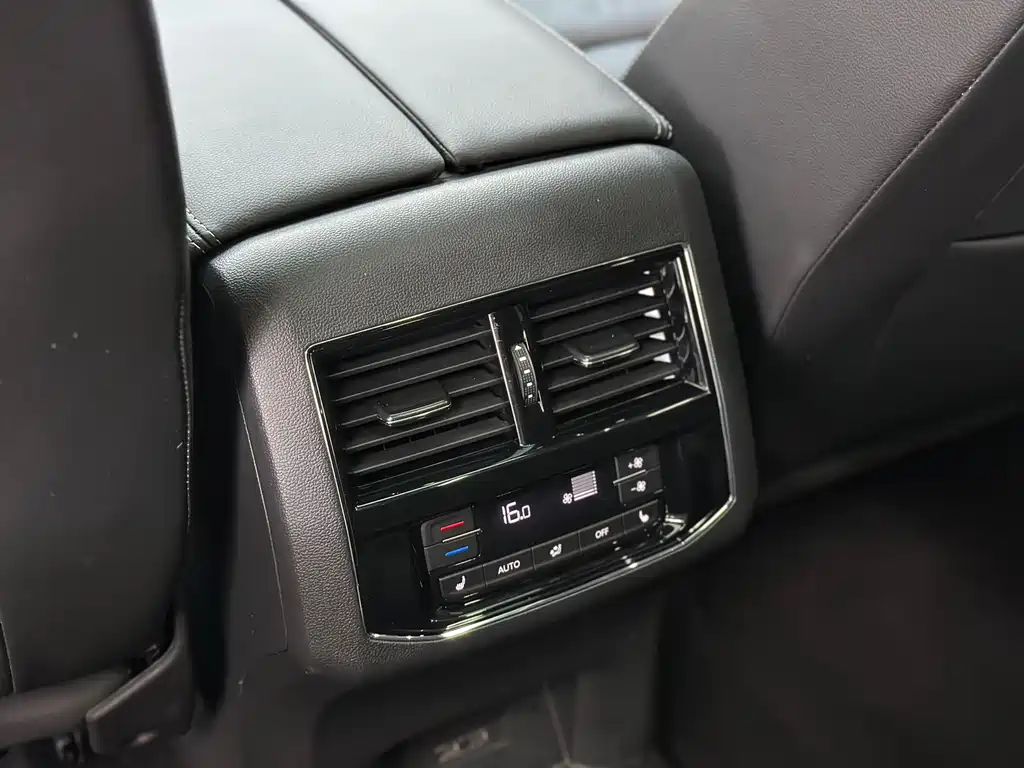 Volkswagen Teramont 2018 — фото 19