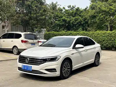 Volkswagen Sagitar 2020