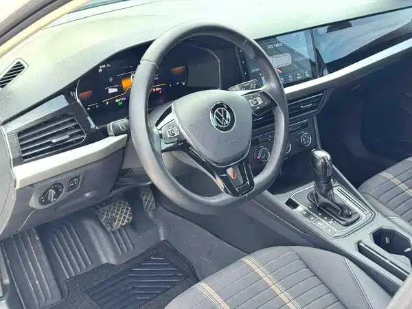 Volkswagen Lavida 2022