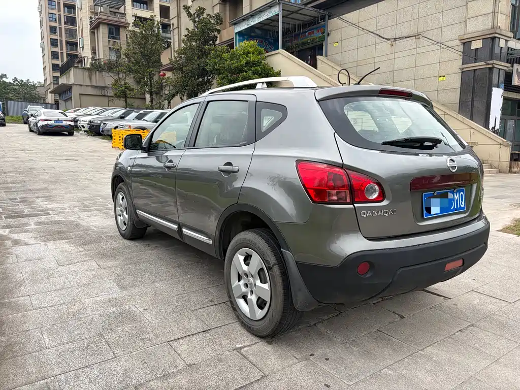 Nissan Qashqai 2011 — фото 12