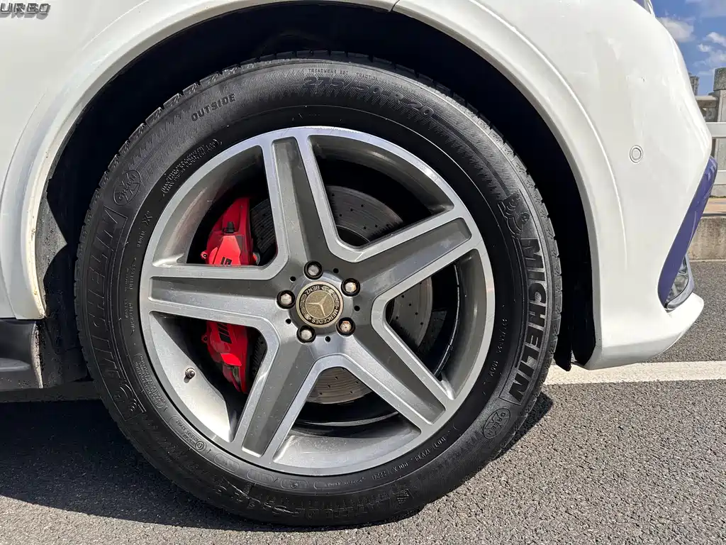 Mercedes-Benz GLE AMG 2016 — фото 24