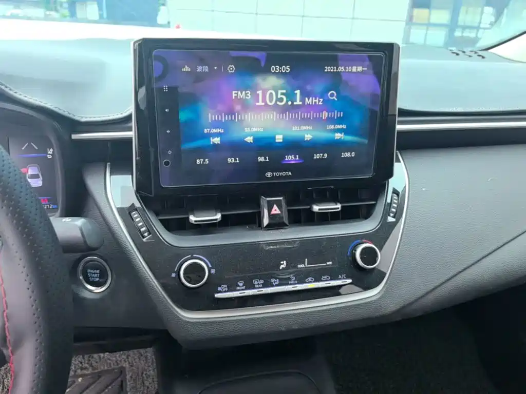 Toyota Corolla 2020 — фото 13