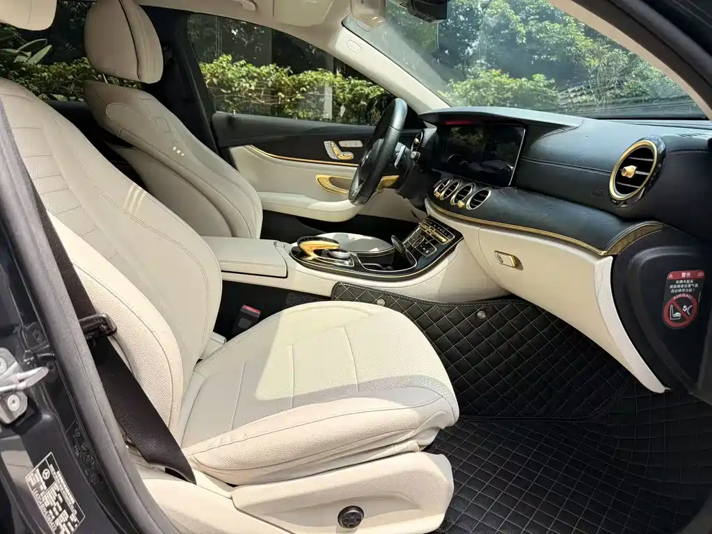 Mercedes-Benz E-Class 2017 — фото 12