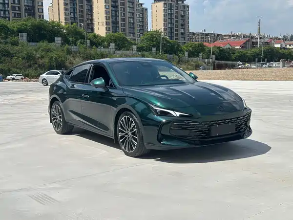 MG MG7 2023