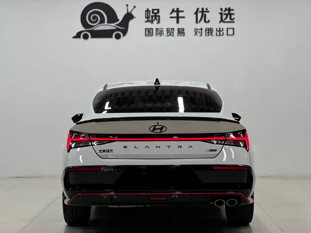 Hyundai Elantra 2023